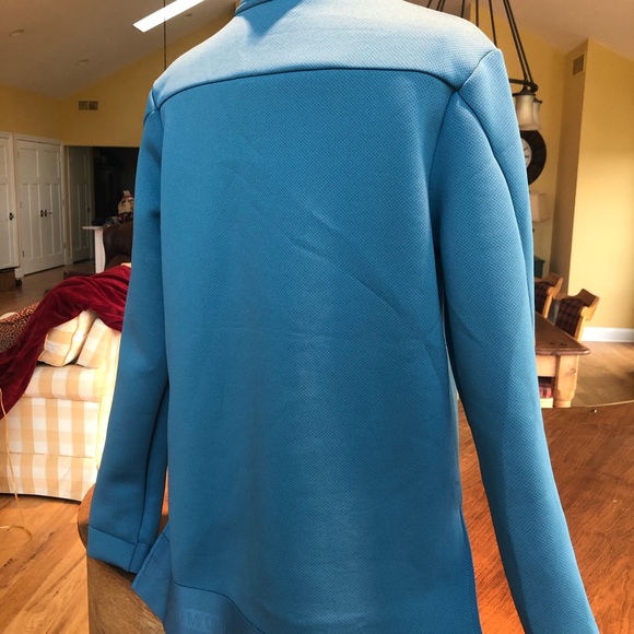 UNDER ARMOR TOP - Picture 2 of 8